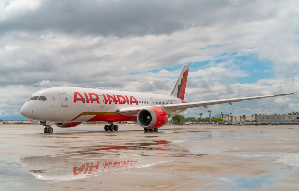 singapore airlines profits hit by air india losses